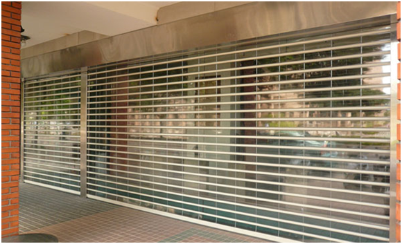 Cửa cuốn công nghiệp trong suốt